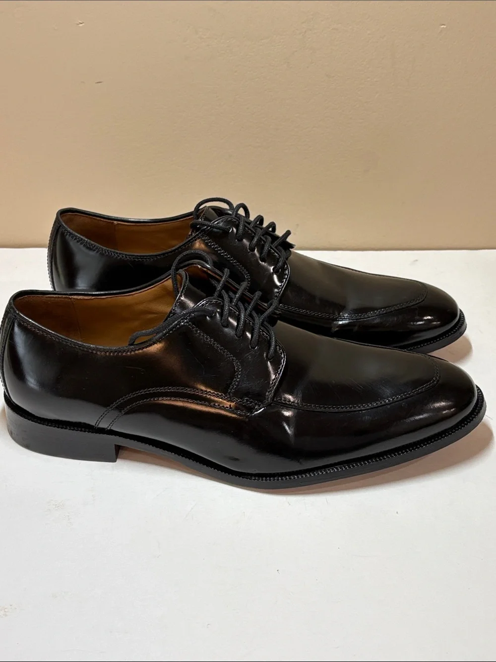 Johnston & Murphy classic black